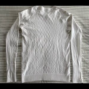 Woman’s Lululemon Top